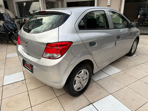 Chevrolet Onix ONIX HATCH JOY 1.0 8V FLEX 5P MEC.