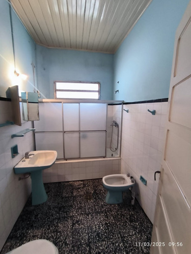 Venta Casa 5 Dormitorios Centro Con Cochera