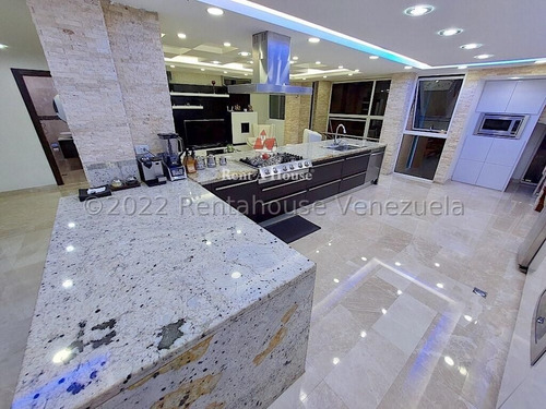Imagen 26 de 30 de Casa_en_venta_en_caracas_en_alto-hatillo_rah-22-27014 Orlando Figueira 04125535289/04242942992