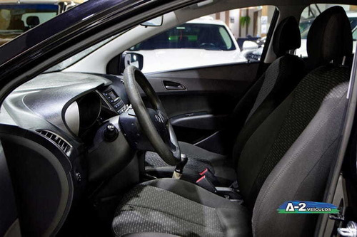Imagem 3 de 13 de Hyundai Hb20 1.0 Confort Plus 2017