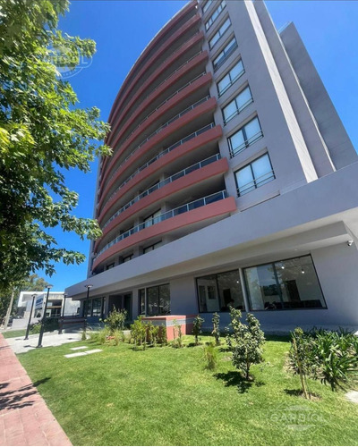 Monoambiente, Edificio Italia, Maldonado, Punta Del Este