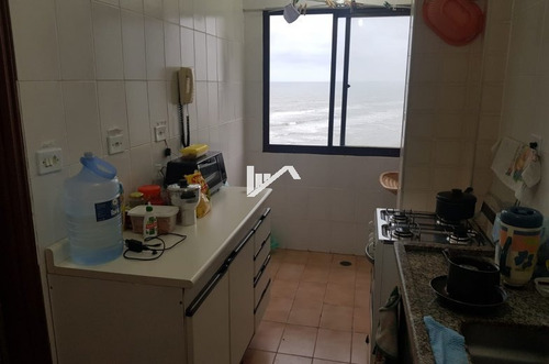 Imagem 9 de 14 de Bom Apartamento Bairro Solemar Frente Ao Mar
