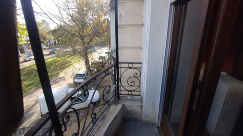 Ph En Venta - 4 Dormitorios 4 Baños - La Plata