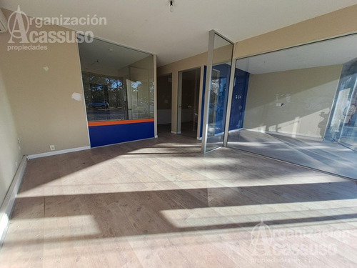 Local En Aidy Grill Local Comercial Y Departamento En Venta