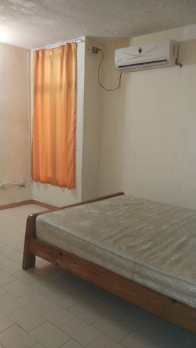 Imagen 3 de 10 de Apartamento Alquiler Caroní Plaza Planta Baja