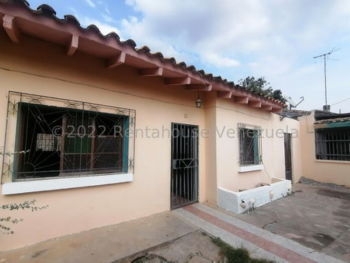 Imagen 3 de 29 de Casa En Venta Centro De Barquisimeto 22-22986 M&n 04245543093