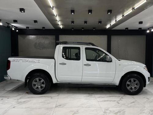 Nissan Frontier Svatk4xa