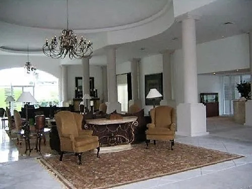 Departamento Renta Amueblado Cumbres - George Towers