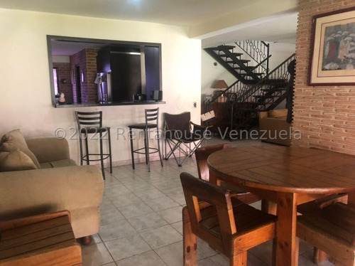 Imagen 9 de 12 de Marol Rentahouse Vende Casa En Parque Mirador Valencia 22-22983