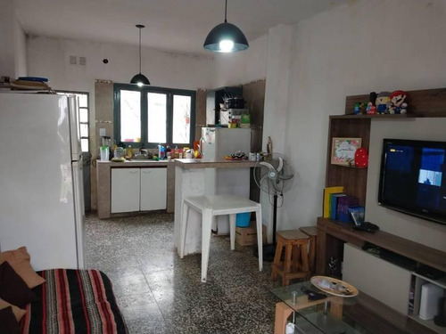 Imagen 25 de 30 de Excelente Propiedad Con 3 Departamentos, 2 Cocheras Y Un Local