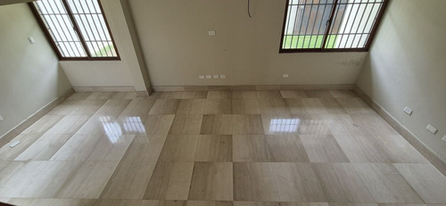 Espacio Corporativo Clave En El Corazón De Santo Domingo