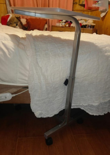 Mesa Para Cama Con Ruedas