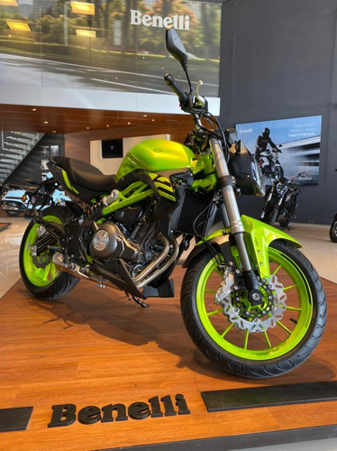 Imagen 7 de 17 de Benelli 302s