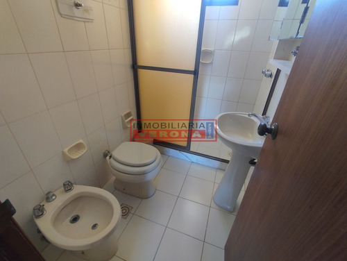 Imagen 16 de 27 de Apartamento En Venta 2 Dormitorios, Frente A Playa El Emir