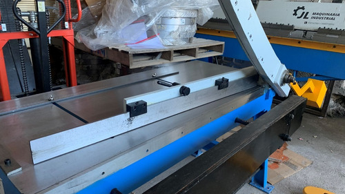 Imagen 7 de 9 de Cizalla Guillotina De Machete 1.6x1250 Mm