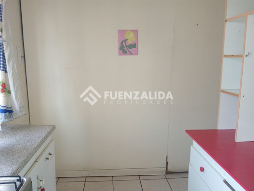 Venta Departamento En Lo Prado, 2 Dormitorios, 1 Baño