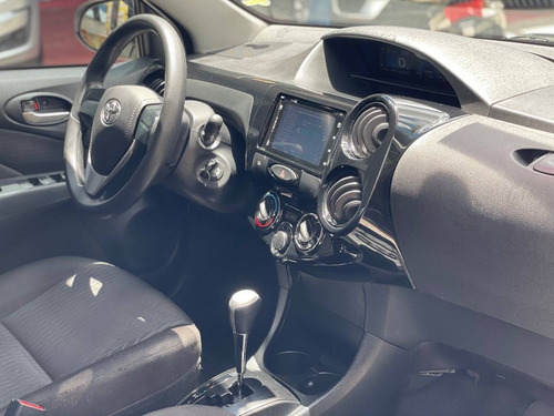 Toyota Etios 1.5 X Sedan 16v Flex 4p Automático