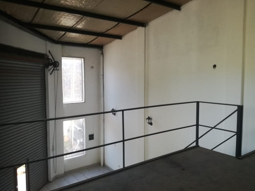 Local En Venta En Pilar