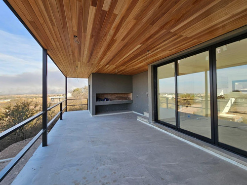 Casa En Venta La Deseada Country 3d Con Vista