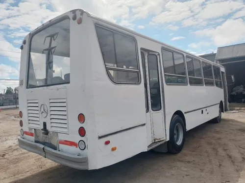 Colectivo Mercedes Benz 1420