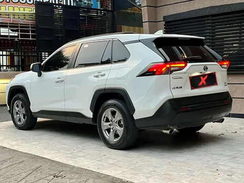 Toyota RAV4 2.5 Xle Hev 4X4 Cvt