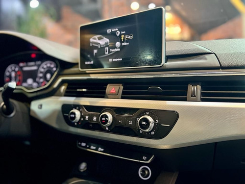Imagem 15 de 17 de Audi A4