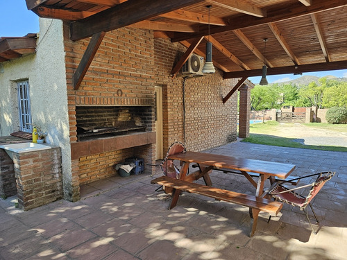 Cabaña En La Cumbre Cba.