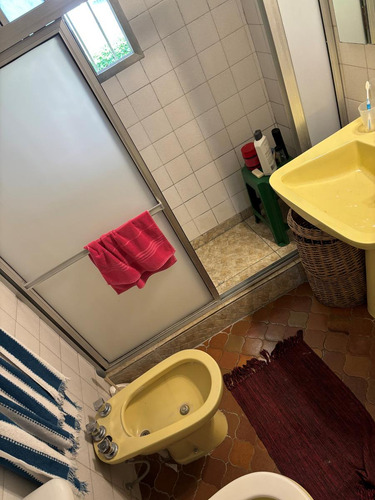 Chalet En Excelente Zona Apto Uso Comercial.