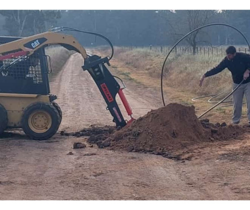 Implemento Excavador Standard Pecarí - Minicargadora