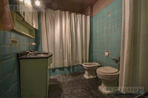 Imagen 6 de 11 de Juncal Y Montevideo - Excelente Edificio - A Mts.plaza Vicente Lopez - Duplex