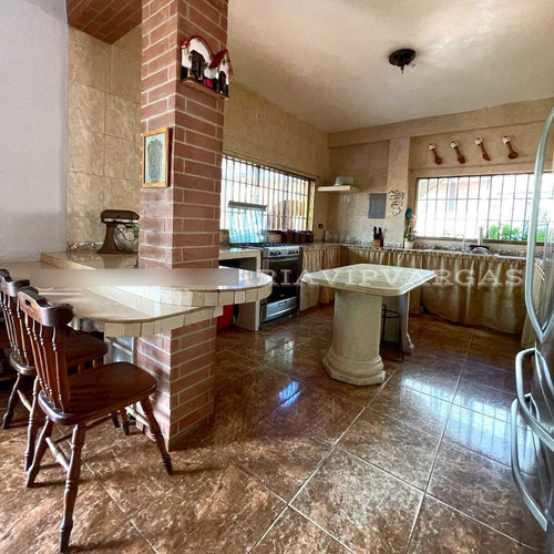 En Venta Casa En Caraballeda Estado La Guaira Ref 012 - 328