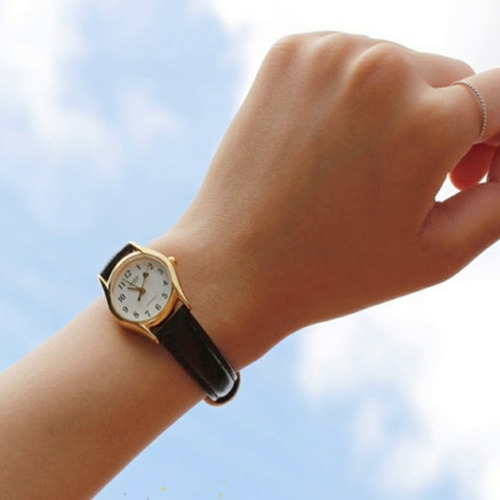 Reloj Casio Mujer Ltp-1094q-7b5rdf
