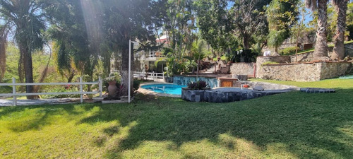 Espectacular Residencia En Club De Golf Santa Fe, Morelos