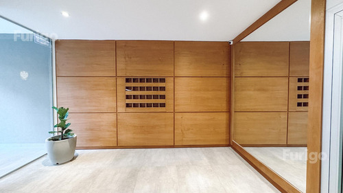 Venta Departamento Al Frente Con Balcón Zona Sanatorios