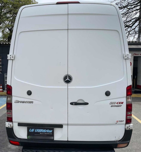 Imagem 7 de 10 de Mercedes Sprinter Furgão 2.2 Cdi 311 Street Extra Longo 2013