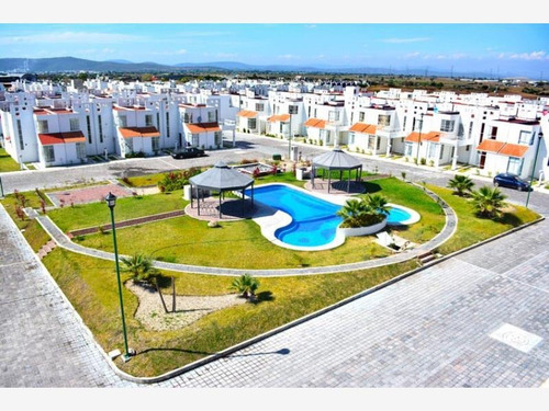 Imagen 8 de 12 de Casa Sola En Venta Frac Villas Residencial