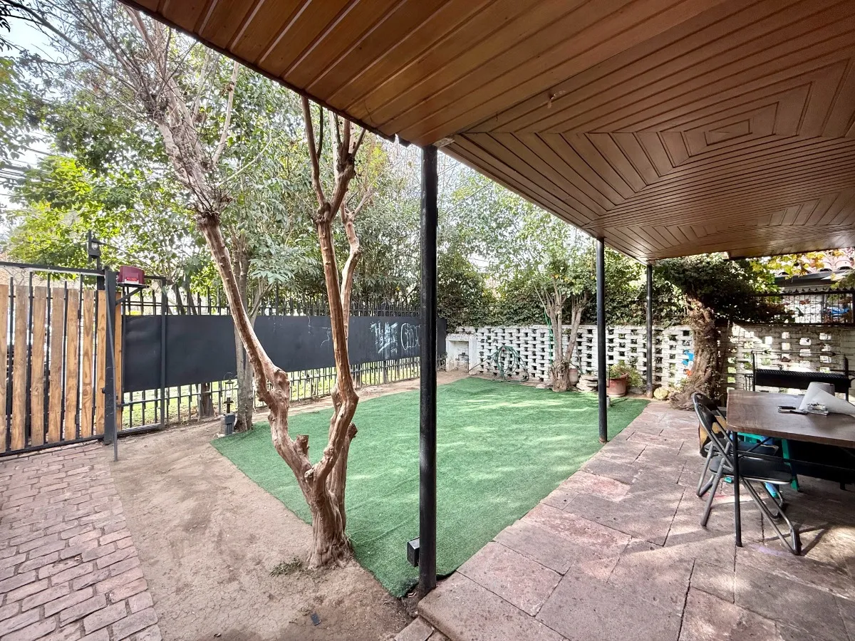 Imagen 3 de 19 de Casa Para Remodelar I Luis Pasteur I Sólida