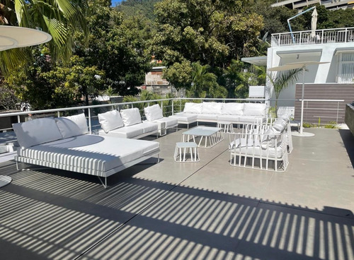 Imagen 2 de 14 de Casa En Venta Urb. Altamira