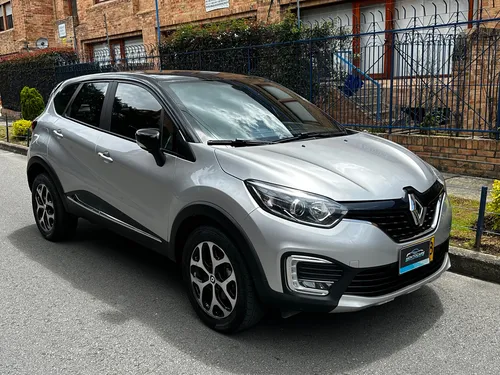 Renault Captur 2.0 Intens Automática