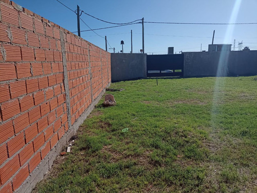 Casa Terreno Propio Con Escritura Maximo Paz Cañuelas