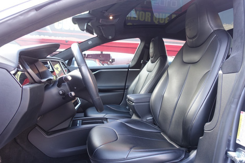 Imagen 10 de 13 de Tesla Model S 75 2017