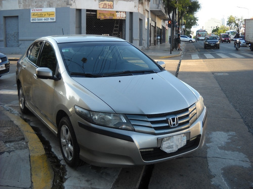 Imagen 2 de 18 de Honda City Lx Mt 120 Cv Gris