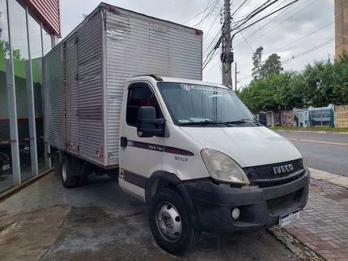 Iveco Daily 70c17  Baú Grande Ano 2013- Aceito Troca