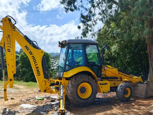 Retroexcavadora New Holland B110b Cabinada Con 4500 Horas