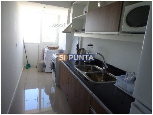 Imagen 6 de 21 de Edificio One