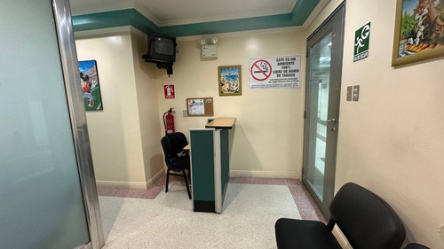 Consultorio Médico Con Planta 100 % . En Torre C, Piso 2. Clinica La Viña