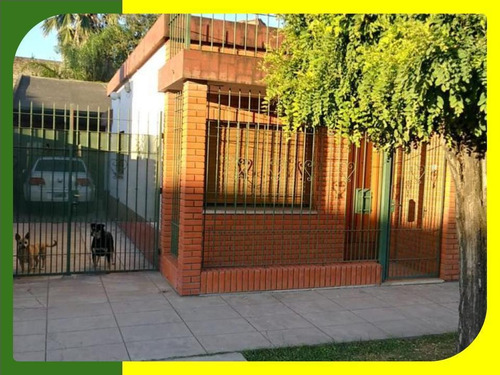 Venta - Casa 3 Ambientes - San Miguel
