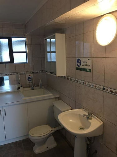 Casa Comercial Tres Piso , 3 Amplias Sala De Espera .