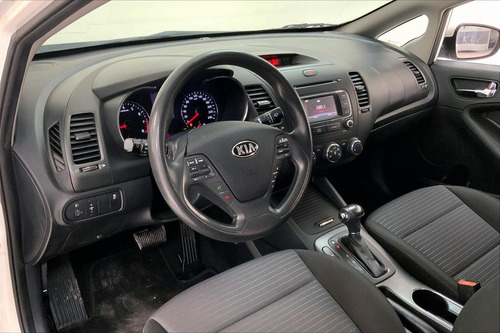 Imagen 14 de 25 de Kia Forte 4 Pts Ex, Ta, A/ac, Camara Reversa, Ra-16