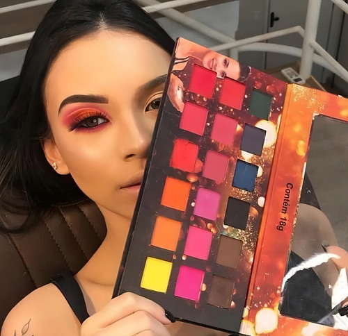 Paleta De Sombras Ludurana Quadrada 18 Cores Matte